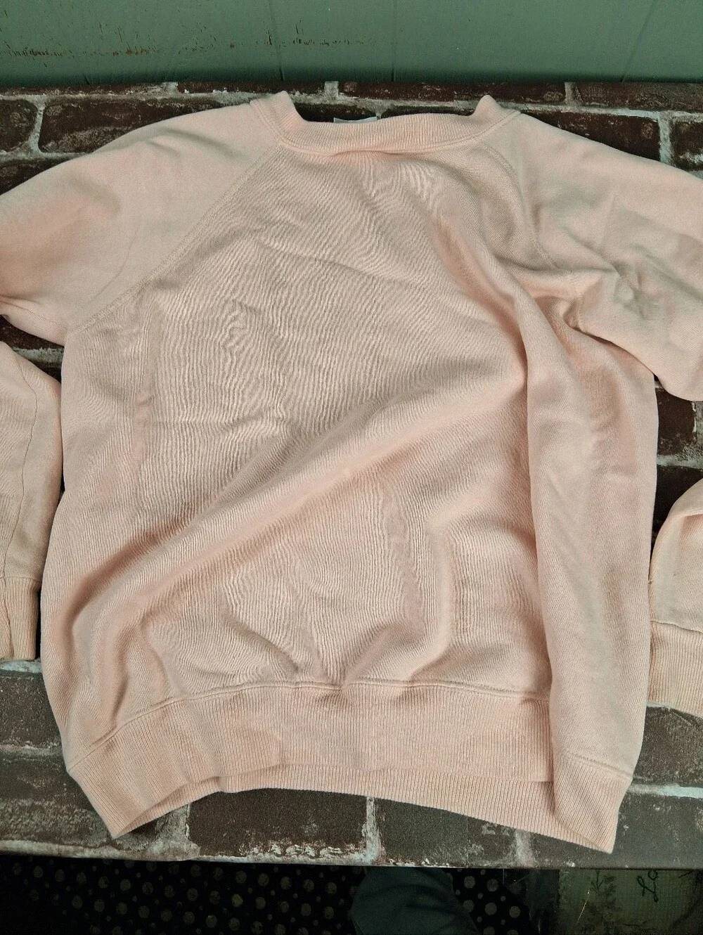 Vintage 90s Cow Sweatshirt Womens MEDIUM Pink Coral Hand Painted Art MOO Cottage - Picture 9 of 11